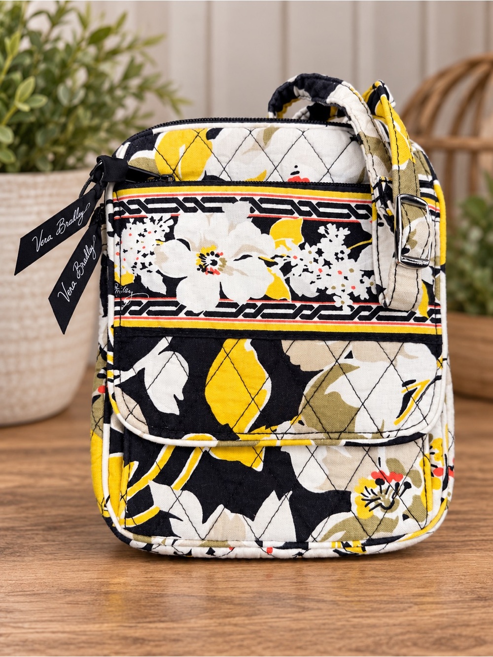 Vera Bradley Dogwood Mini Hipster Quilted Crossbody/ Retired Print